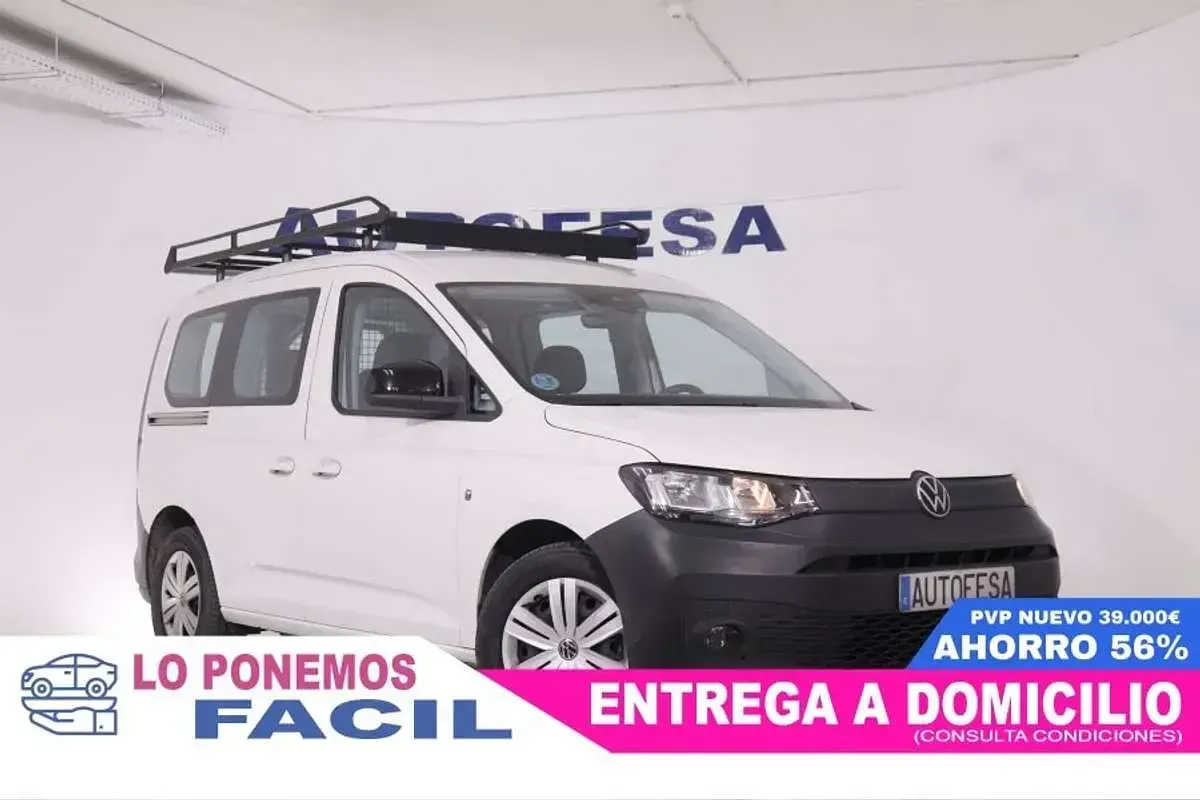 Usado VW Caddy 122 CV (89 kW) 2021 Blanco Monovolumen