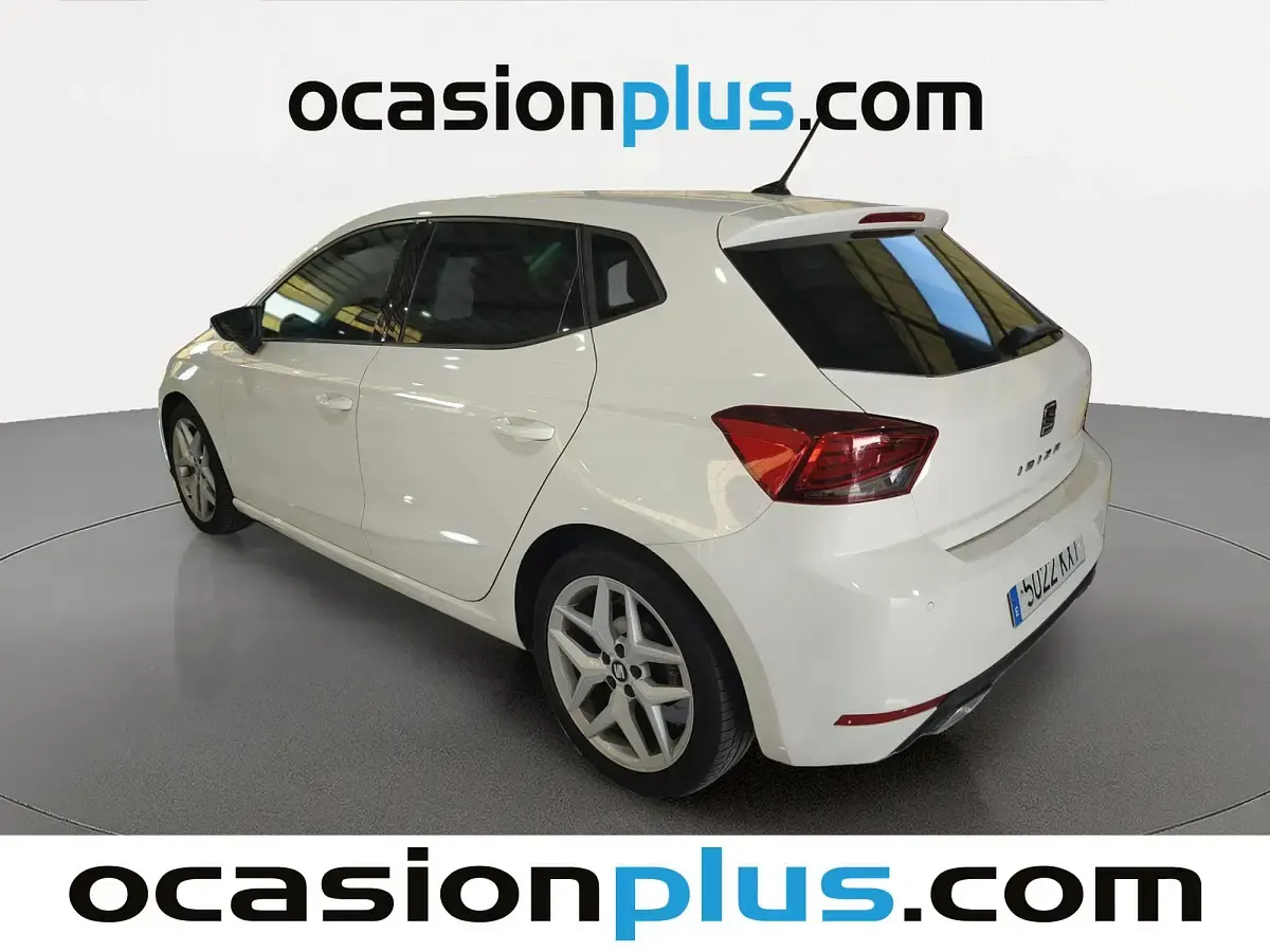 Usado Seat Ibiza FR 115 CV (84 kW) 2019 Blanco Utilitario