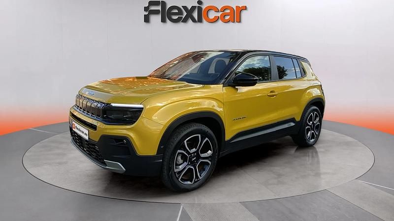 Usado Jeep Avenger EV 114 kW (156 CV) 2023 Amarillo SUV