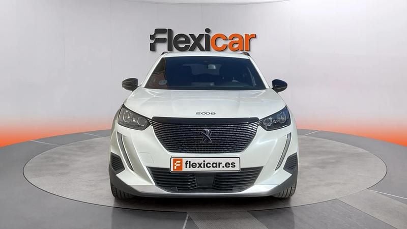 Usado Peugeot 2008 Allure 131 CV (96 kW) 2023 Blanco SUV