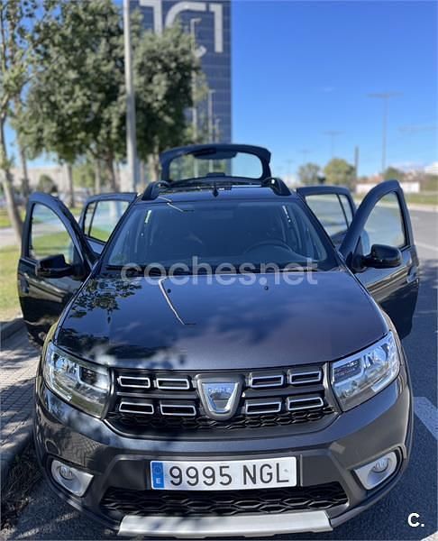 Usado Dacia Sandero 100 CV (73 kW) 2020 Gris / plata Berlina