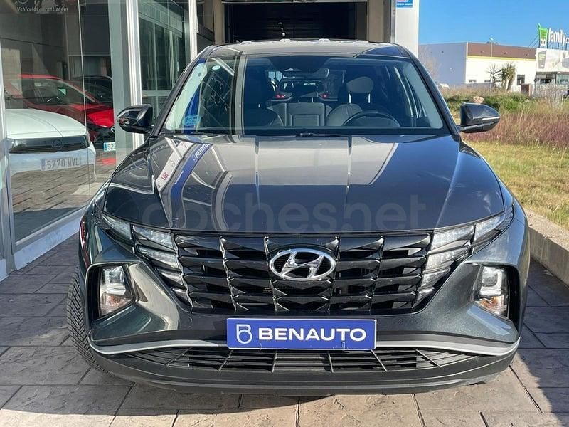 Usado Hyundai Tucson 150 CV (110 kW) 2024 Gris / plata SUV