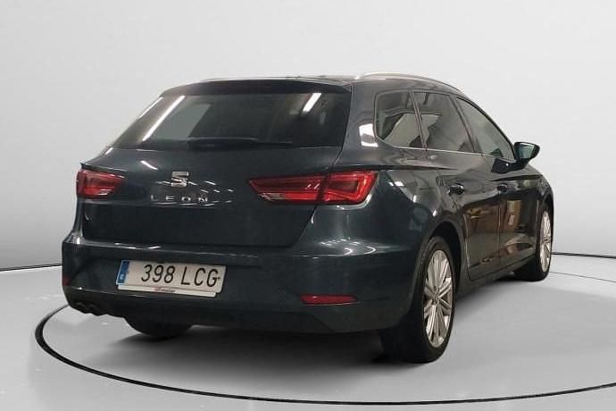 Begagnad Seat Leon XCELLENCE 150 HK (110 kW) 2019