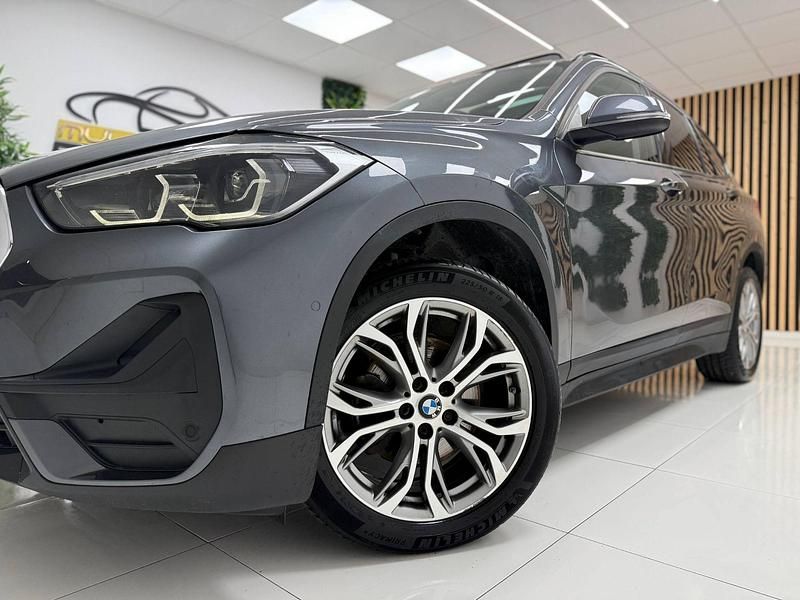 Usado BMW X1 Performance 136 CV (100 kW) 2021 Gris SUV