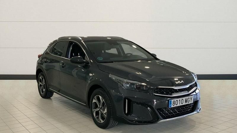 Usado Kia XCeed 120 CV (88 kW) 2023 Negro SUV