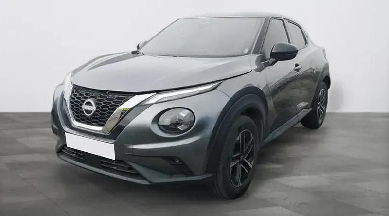 Usado Nissan Juke N-Connecta 114 CV (83 kW) 2025 Skline grey (metalizado) techo SUV