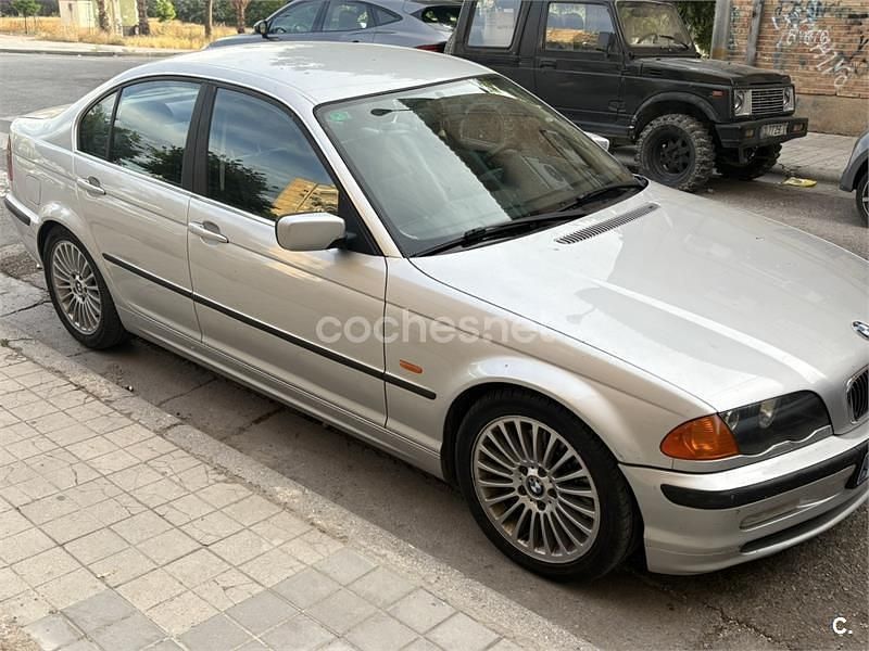 Usado BMW 330 184 CV (135 kW) 2002 Gris / plata Berlina