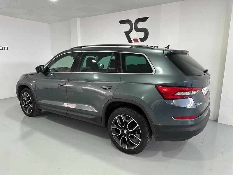 Usado Skoda Kodiaq SportLine 150 CV (110 kW) 2019 Gris SUV