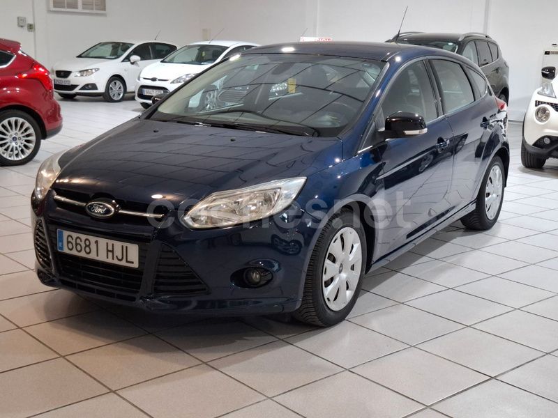 Azul Usado 2012 Ford Focus Trend Berlina | 7900 € (Precio justo) - Imagen 1/4