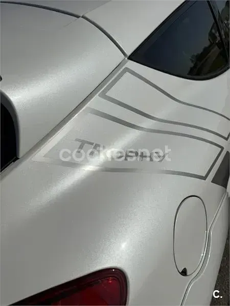 Usado Renault Mégane Coupé Trophy 275 CV (202 kW) 2015 Blanco Coupe