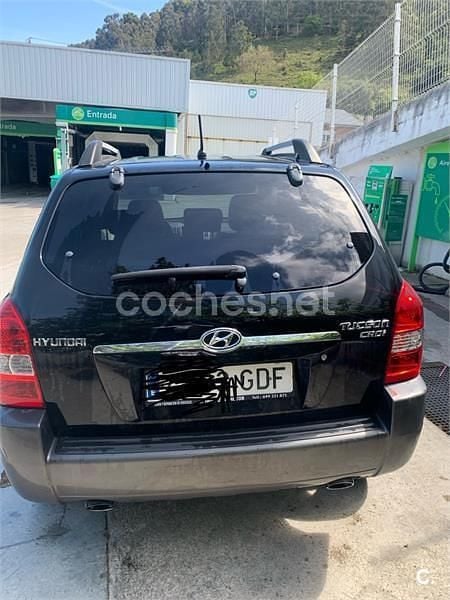 Usado Hyundai Tucson Comfort 140 CV (102 kW) 2008 Negro SUV