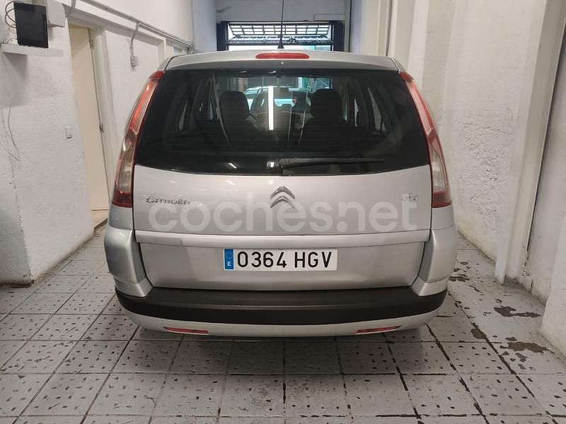 Usado Citroën Grand C4 Picasso First 112 CV (82 kW) 2011 Gris / plata Monovolumen
