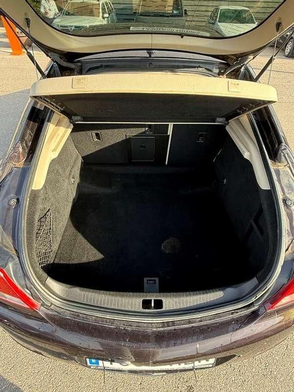 Usado Opel Insignia Cosmo 160 CV (117 kW) 2011 Burdeos Berlina