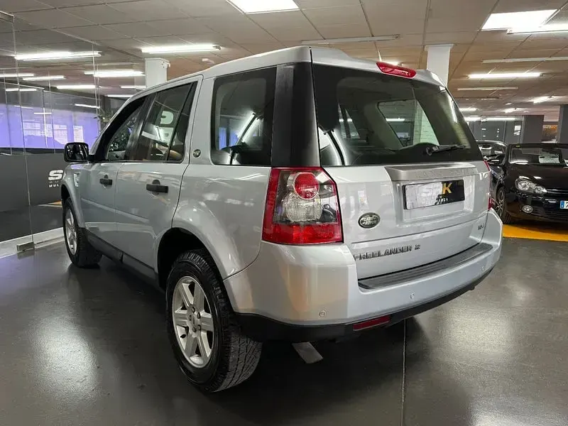Usado Land Rover Freelander 2 SE 160 CV (117 kW) 2009 Gris / plata SUV