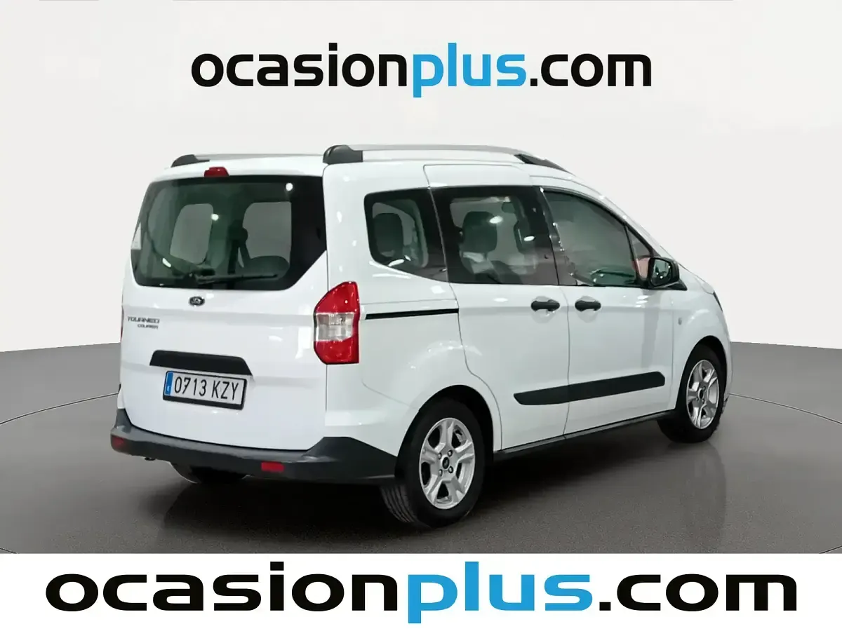 Usado Ford Tourneo Courier Ambiente 100 CV (73 kW) 2019 Blanco Monovolumen