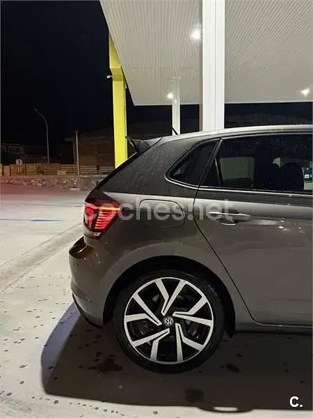 Usado VW Polo GTI 200 CV (147 kW) 2020 Gris / plata Utilitario