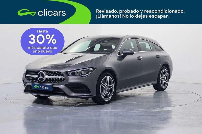 Usado Mercedes CLA200 Shooting Brake 163 CV (119 kW) 2022 Gris Familiar