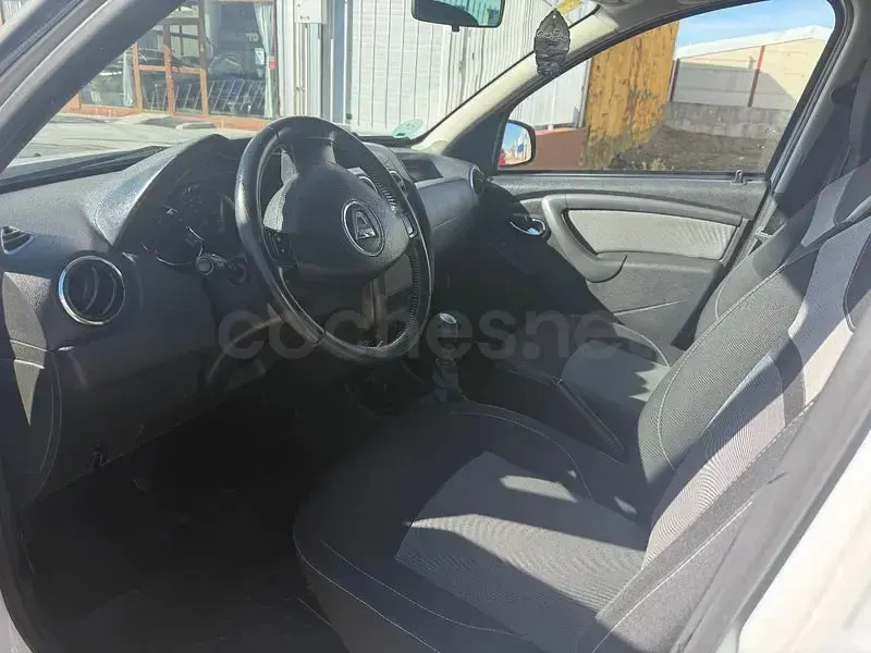 Usado Dacia Duster 109 CV (80 kW) 2016 Blanco SUV