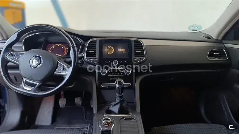 Usado Renault Talisman Intens 130 CV (95 kW) 2018 Azul Berlina