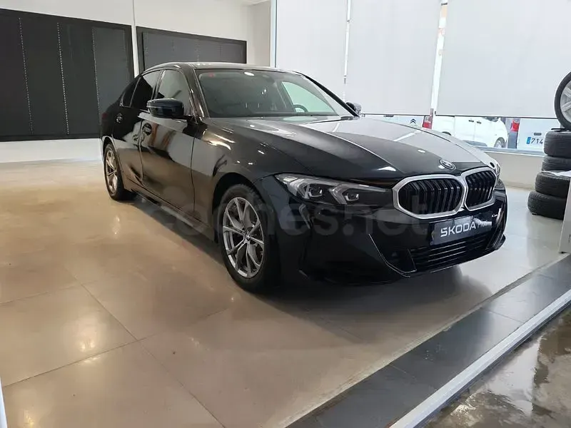 Usado BMW 320e 204 CV (150 kW) 2023 Negro Berlina