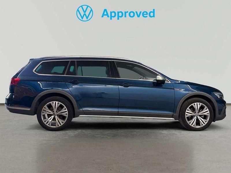 Usado VW Passat 280 CV (205 kW) 2021 Azul SUV