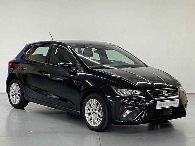 Negro Usado 2024 Seat Ibiza FR | 18.900 € (Precio justo) - Imagen 1/4