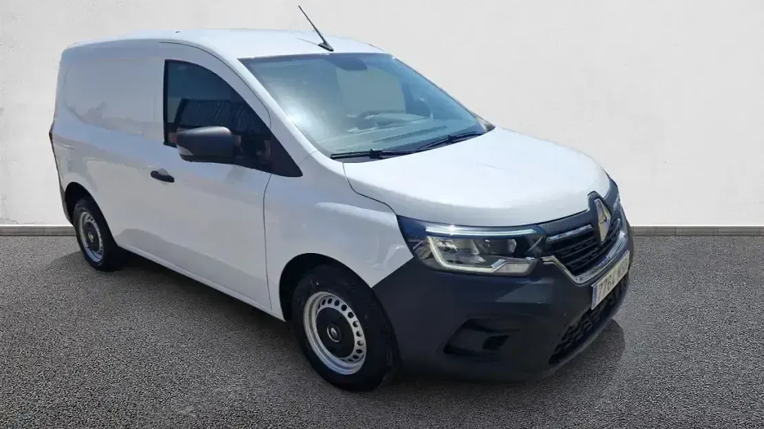 Usado Renault Kangoo 95 CV (69 kW) 2024 Blanco Monovolumen