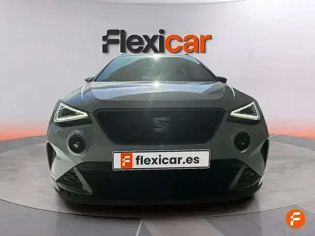 Usado Seat Arona FR 110 CV (80 kW) 2024 Blanco SUV