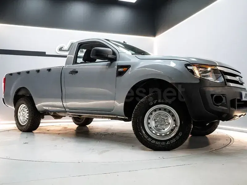 Usado Ford Ranger XL 150 CV (110 kW) 2013 Gris / plata Pickup/Camioneta