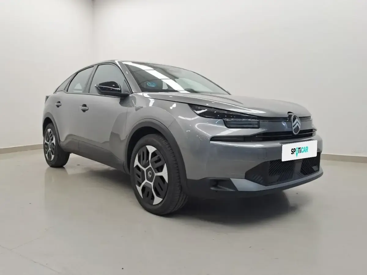 Usado Citroën C4 137 CV (100 kW) 2025 Gris SUV