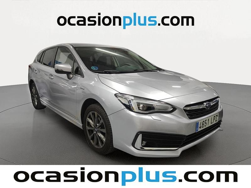 Usado Subaru Impreza 150 CV (110 kW) 2021 Gris Berlina