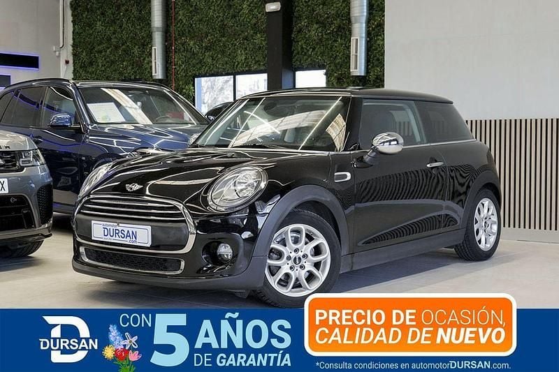 Usado Mini ONE 102 CV (75 kW) 2018 Negro Utilitario