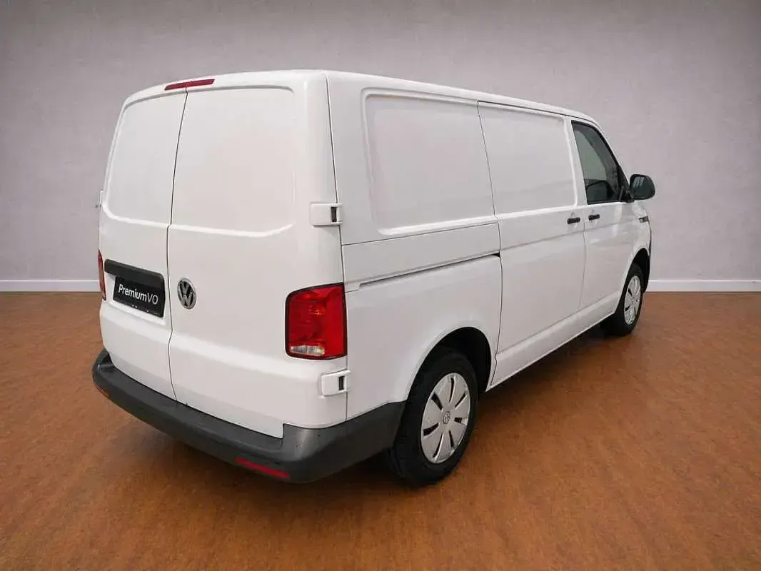 Usado VW Transporter 110 CV (80 kW) 2022 Blanco Van