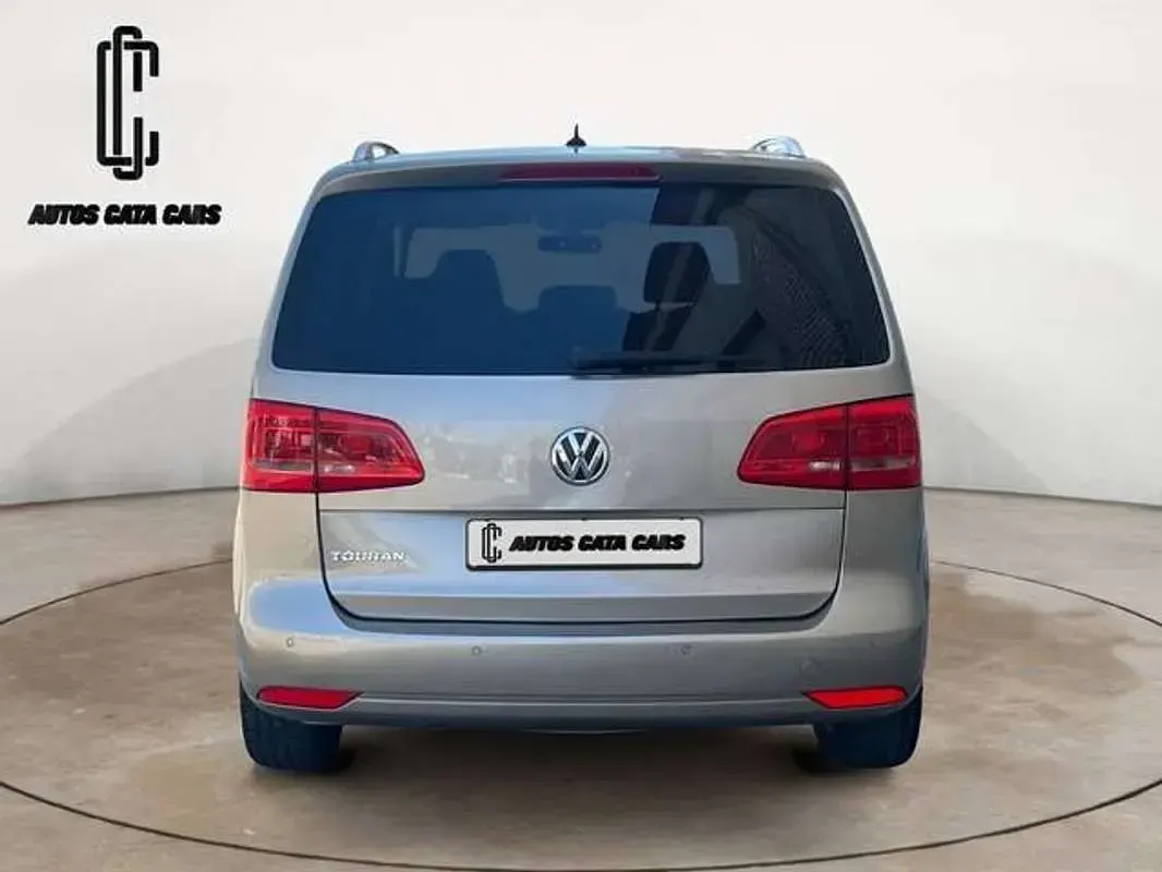 Usado VW Touran Advance 105 CV (77 kW) 2012 Monovolumen