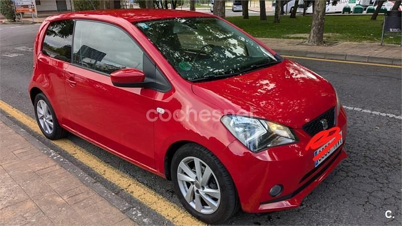 Rojo Usado 2011 Seat Mii Reference Utilitario | 4750 € (Un poco caro) - Imagen 1/4