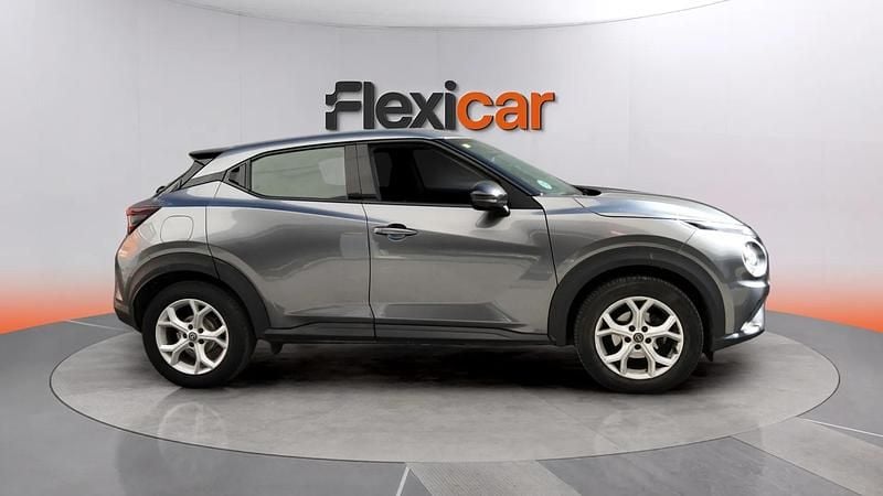 Usado Nissan Juke Acenta 114 CV (83 kW) 2020 Gris SUV