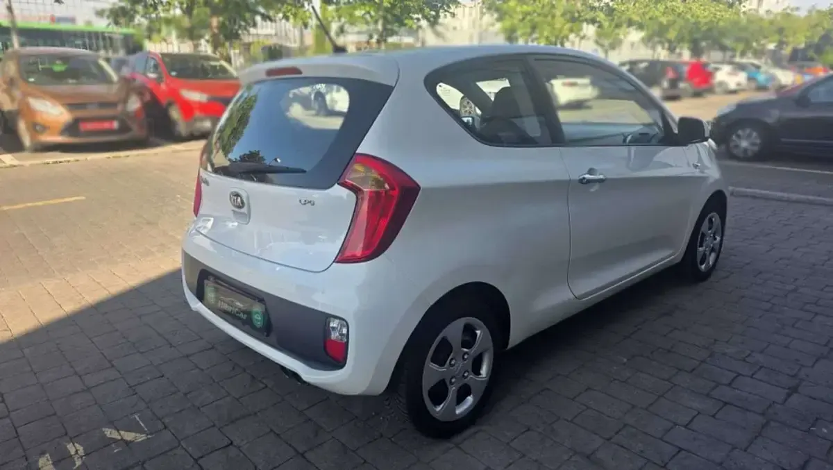Usado Kia Picanto 69 CV (50 kW) 2015 Blanco Utilitario