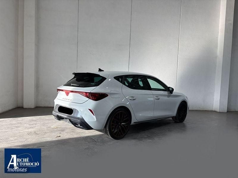 Usado Cupra Leon 204 CV (150 kW) 2025 Blanco Berlina