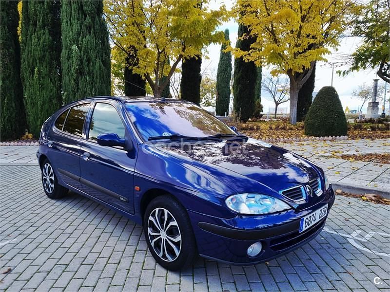 Azul Usado 2002 Renault Mégane Berlina | 2590 € (Precio justo) - Imagen 1/4