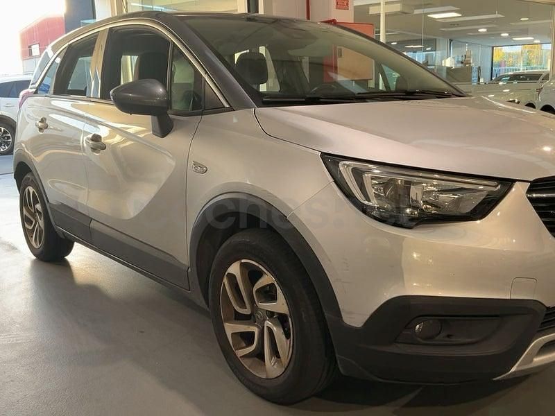 Usado Opel Crossland X Excellence 110 CV (80 kW) 2017 Gris / plata SUV