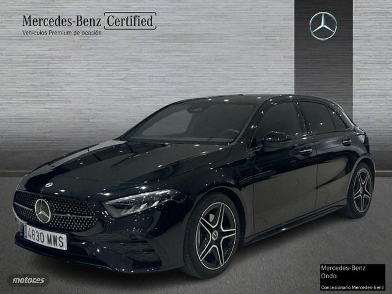 Negro noche Usado 2024 Mercedes A180 AMG line | 29.900 € (Buen precio) - Imagen 1/4