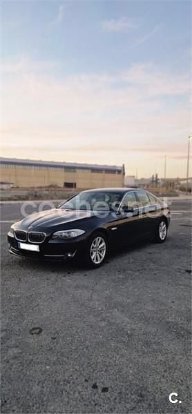 Usado BMW 523 Luxury Line 190 CV (139 kW) 2011 Negro Berlina