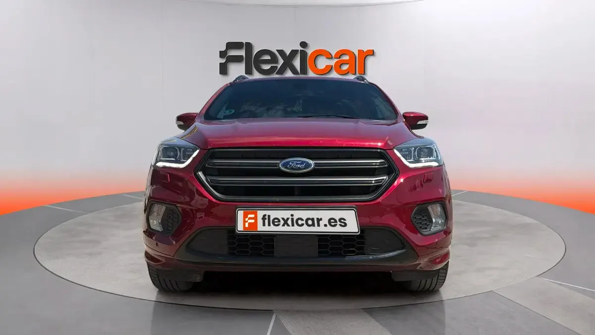Usado Ford Kuga ST-Line 150 CV (110 kW) 2019 Rojo SUV