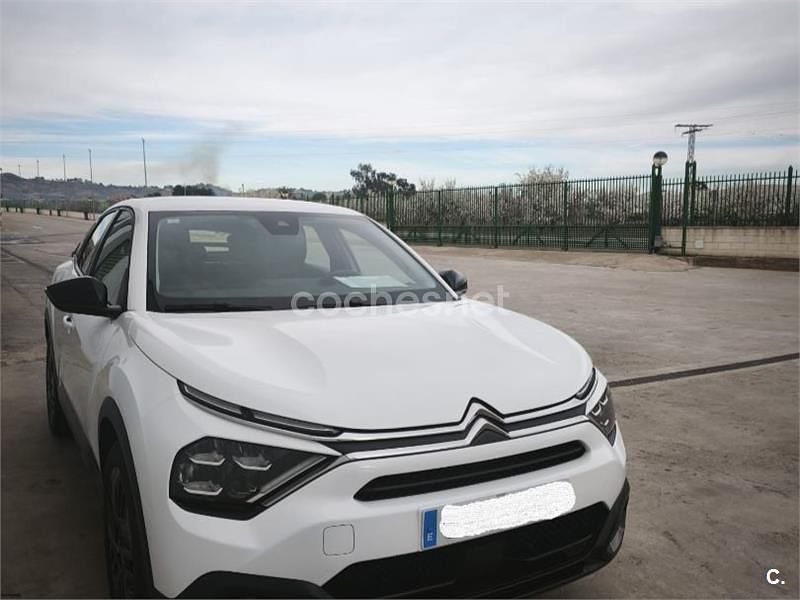 Usado Citroën C4 Feel 131 CV (96 kW) 2024 Blanco SUV