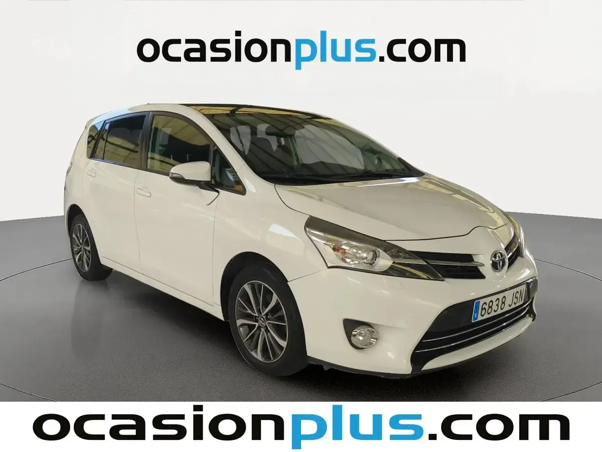 Usado Toyota Verso Advance 132 CV (97 kW) 2016 Blanco Monovolumen