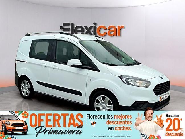 Usado Ford Tourneo Courier Trend 100 CV (73 kW) 2020 Blanco Monovolumen