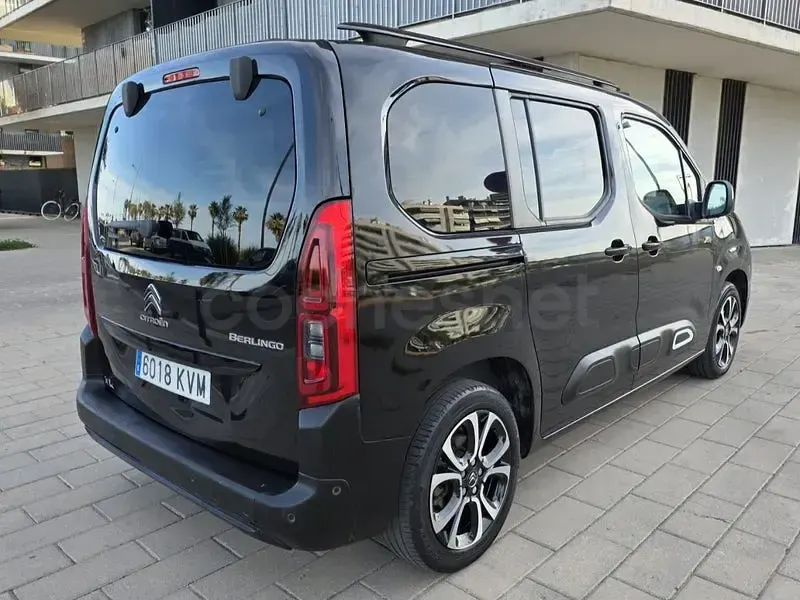 Usado Citroën Berlingo PureTech 130 CV (95 kW) 2019 Negro Monovolumen