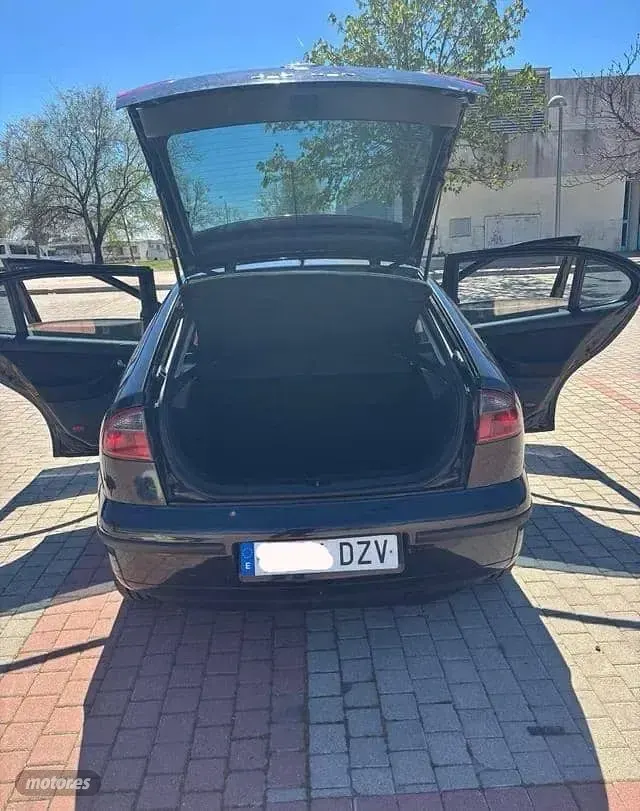 Usado Seat Leon Sport 105 CV (77 kW) 2006 Utilitario