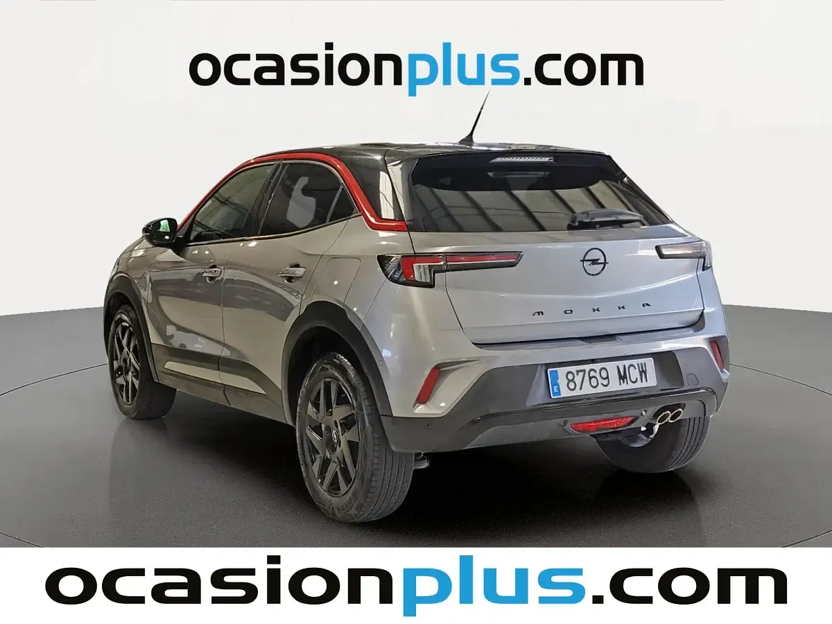 Usado Opel Mokka GS Line 130 CV (95 kW) 2022 Gris SUV