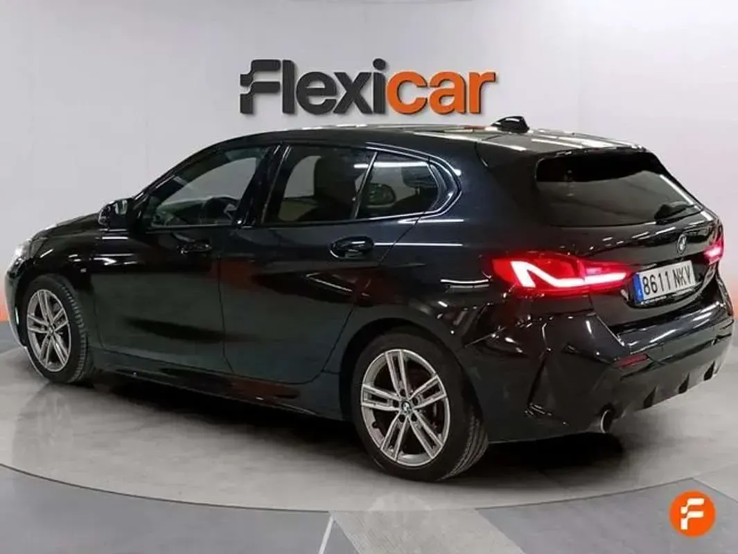 Usado BMW 116 116 CV (85 kW) 2020 Negro Utilitario